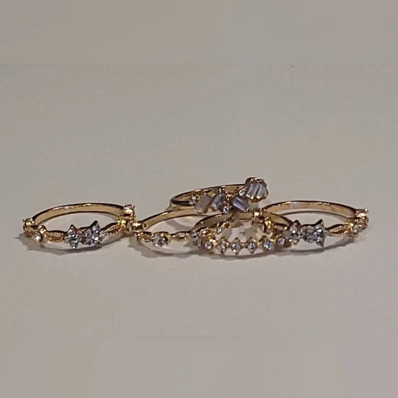 Boho Chic 7pc Gold Stackable Ring Set - Picture 5 of 6